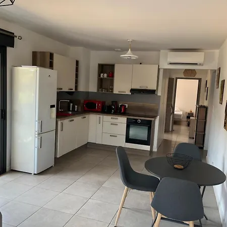 2 Pieces 46m2 Avec Terrasse Et Balcon * Propriano (Corsica)