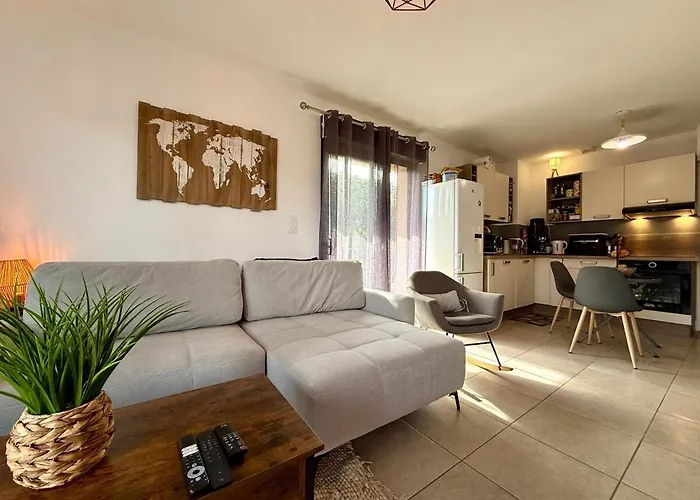 2 Pieces 46m2 Avec Terrasse Et Balcon * Propriano (Corsica)